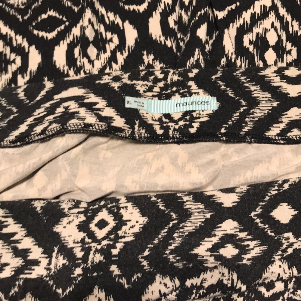 Skirt - Picture 2 of 3